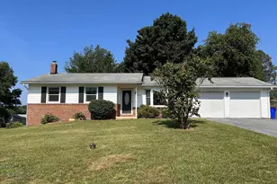 9209 Oak Tree Cir, Frederick, MD 21701 - Photo 1