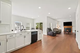 90 Howard Ct, Frederick, MD 21702 - Photo 8