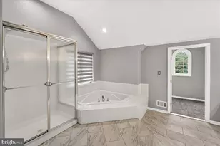 6455 Saddlebrook Ln, Frederick, MD 21701 - Photo 32