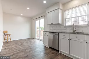 5601 Ashburn Terrace, Frederick, MD 21703 - Photo 10