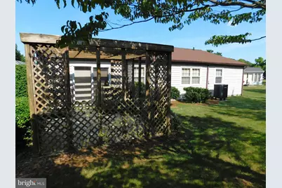 5603 Honeysuckle Court, Frederick, MD 21703 - Photo 4