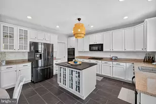 9754 Wyndham Dr, Frederick, MD 21704 - Photo 18