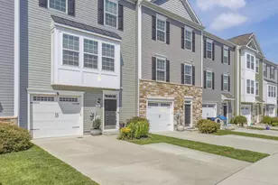 203 Longley Grn Dr, Walkersville, MD 21793 - Photo 1