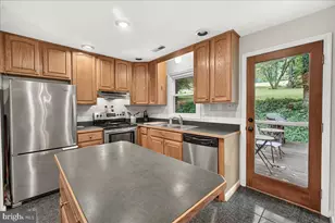6144 Mt Phillip Rd, Frederick, MD 21703 - Photo 16
