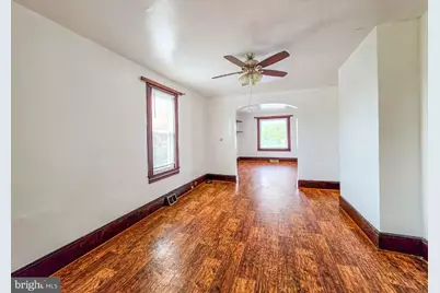 8 N Virginia Avenue, Brunswick, MD 21716 - Photo 6