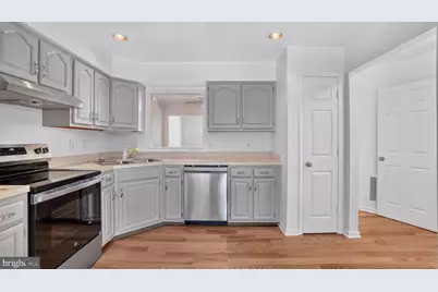 6632 Commodore Court, New Market, MD 21774 - Photo 2