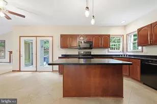 10014 Picea Ct, New Market, MD 21774 - Photo 12