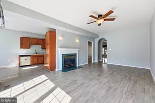 2215 Parish Ln, Frederick, MD 21701 - Photo 18