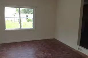 802 E South St, Frederick, MD 21701 - Photo 2