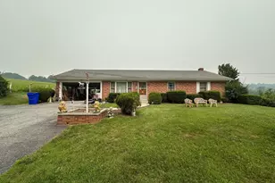 14532 Stottlemyer Rd, Smithsburg, MD 21783 - Photo 2