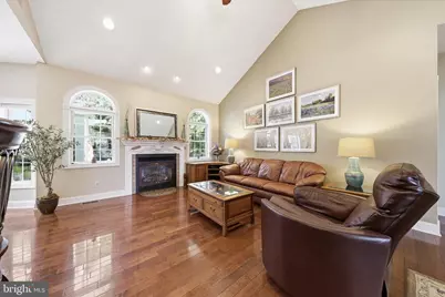 22 E Green Street, Middletown, MD 21769 - Photo 10