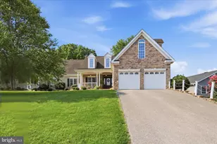 22 E Green St, Middletown, MD 21769 - Photo 1