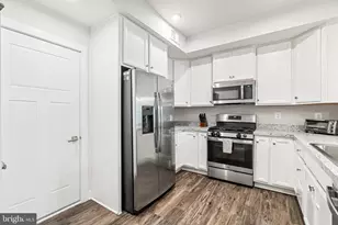 10109 Fauberg St, Ijamsville, MD 21754 - Photo 12