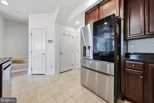 6469 Jack Linton Dr S, Frederick, MD 21703 - Photo 4