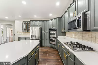 9215 Shafers Mill Drive, Frederick, MD 21704 - Photo 8