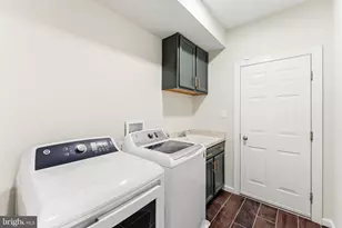 9215 Shafers Mill Dr, Frederick, MD 21704 - Photo 14