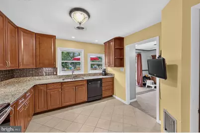 214 Glade Boulevard, Walkersville, MD 21793 - Photo 6
