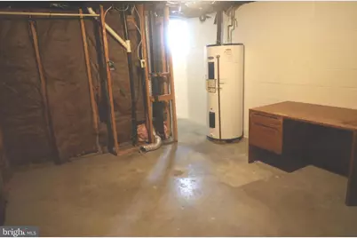 323 S Jefferson Street S, Middletown, MD 21769 - Photo 34