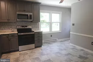 323 S Jefferson Street S, Middletown, MD 21769 - Photo 8