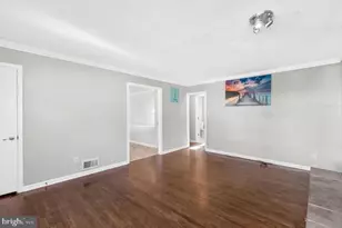704 Brunswick St, Brunswick, MD 21716 - Photo 8