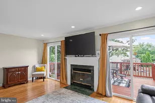 7128 Collinsworth Pl, Frederick, MD 21703 - Photo 18