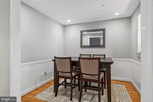 7128 Collinsworth Pl, Frederick, MD 21703 - Photo 12