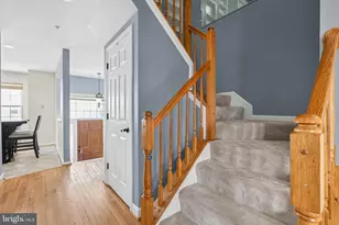7128 Collinsworth Pl, Frederick, MD 21703 - Photo 14