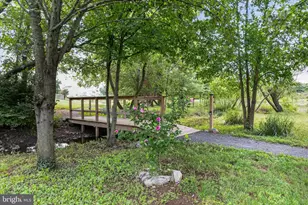 7128 Collinsworth Pl, Frederick, MD 21703 - Photo 64