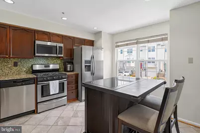 7128 Collinsworth Place, Frederick, MD 21703 - Photo 6