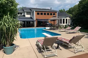 6053 White Flint Dr, Frederick, MD 21702 - Photo 2
