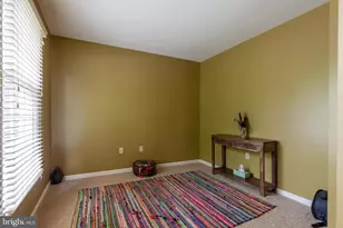 2425 Hunters Chase Ct, Frederick, MD 21702 - Photo 12