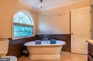 2425 Hunters Chase Ct, Frederick, MD 21702 - Photo 30