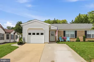 5679 Barberry Ct, Frederick, MD 21703 - Photo 2