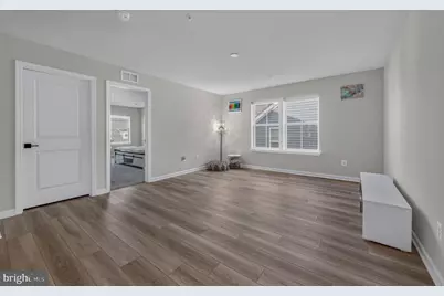 1124 Miller Farm Dr, Brunswick, MD 21716 - Photo 14