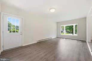8215 Virginia Ln, Frederick, MD 21704 - Photo 16