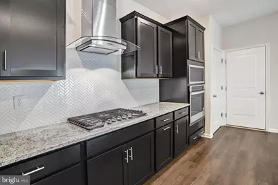 404 Constellation Ln, Frederick, MD 21701 - Photo 4