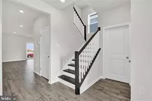 428 Constellation Ln, Frederick, MD 21701 - Photo 4