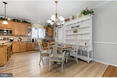 9693 Royal Crest Cir, Frederick, MD 21704 - Photo 12