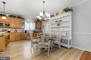9693 Royal Crest Cir, Frederick, MD 21704 - Photo 12