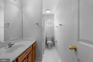 9693 Royal Crest Cir, Frederick, MD 21704 - Photo 16