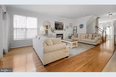 9693 Royal Crest Cir, Frederick, MD 21704 - Photo 6