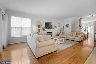 9693 Royal Crest Cir, Frederick, MD 21704 - Photo 6