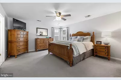 9693 Royal Crest Cir, Frederick, MD 21704 - Photo 14