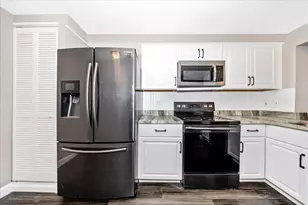 572 Hollyberry Way, Frederick, MD 21703 - Photo 8