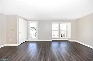 572 Hollyberry Way, Frederick, MD 21703 - Photo 6