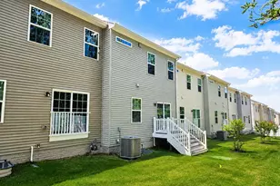 340 Paca Gardens Ln, Frederick, MD 21703 - Photo 10