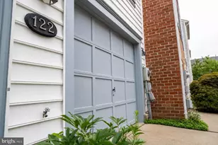 122 Long Acre Ct, Frederick, MD 21702 - Photo 4