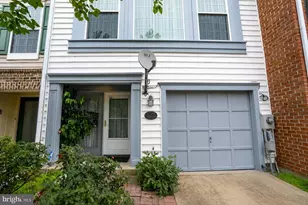 122 Long Acre Ct, Frederick, MD 21702 - Photo 2