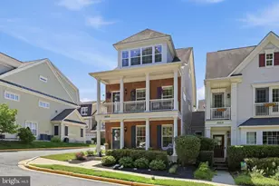 10210 Woodthrush Dr, New Market, MD 21774 - Photo 2