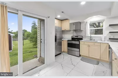 12 Coats Bridge Place #2F, Frederick, MD 21703 - Photo 8